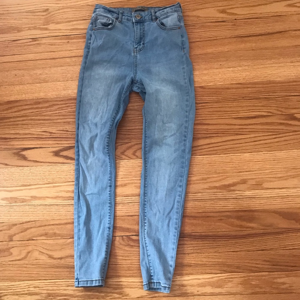 Light Wash Jeans